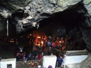 सुविधाजनक बस , ३ छाक भेज खाना र १ रात ग्रुप शेयरीङ्ग बास सहित प्रति ब्यक्ती ४२००/=